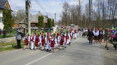 Festivalul folcloric „Joc de pe Cosău” va avea loc în Sârbi în a treia zi de Paști