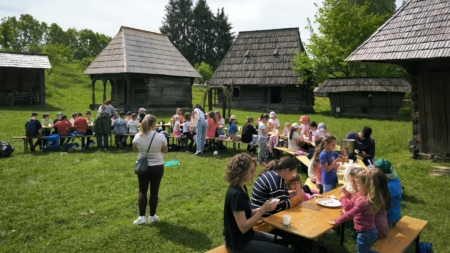 Ateliere educaționale de Paști organizate la Muzeul Maramureșan din Sighetu Marmației