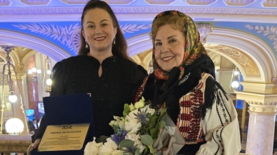 Ansamblul Folcloric Național „Transilvania”, câștigătorul Premiului de Excelență în cadrul Galei UCMIR pentru întreaga activitate cultural-artistică