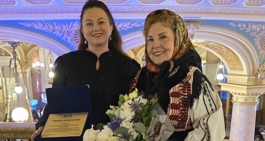 Ansamblul Folcloric Național „Transilvania”, câștigătorul Premiului de Excelență în cadrul Galei UCMIR pentru întreaga activitate cultural-artistică
