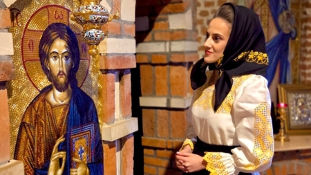 Gabriela Ardusătan a lansat priceasna „Am venit la Tine, Doamne” (VIDEO)