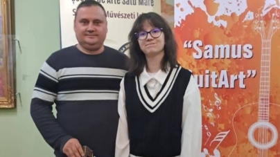 Ryana Botar de la Școala Populară de Artă Baia Mare, locul II la Concursul de chitară clasică „Samus GuitArt”