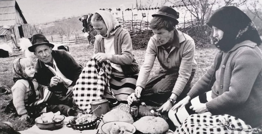 Artistul japonez Kosei Miya a vernisat în Solotvino, Ucraina, expoziția de fotografie „Maramureș, centrul lumii”
