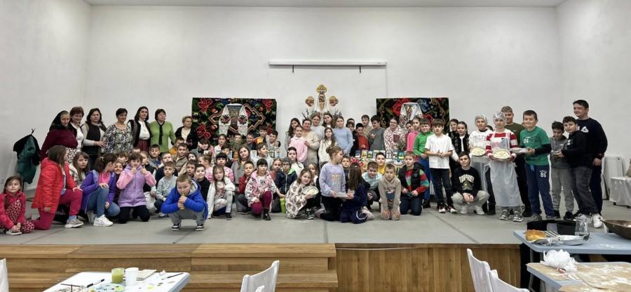 Căminul Cultural din Vișeu de Jos a găzduit un atelier special dedicat sărbătorilor pascale