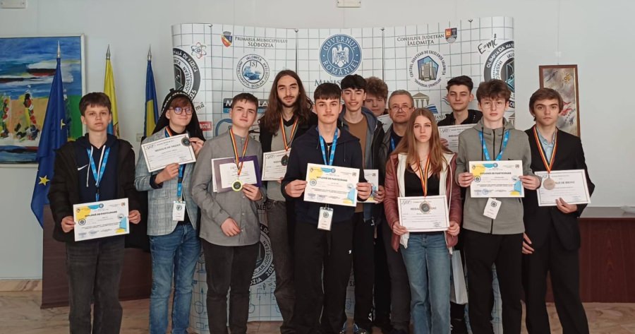 Elevi maramureșeni premiați la Olimpiada Națională de Fizică