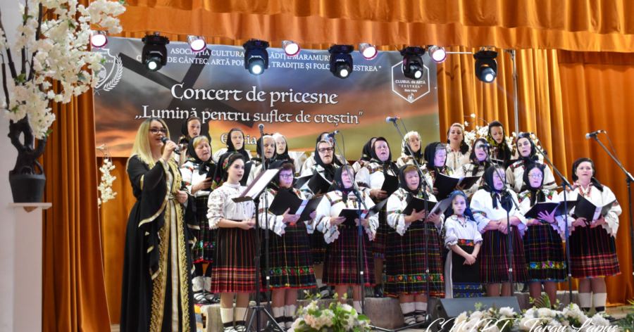 „Lumină pentru suflet de creștin” – pricesne și credință la Târgu Lăpuș, în Duminica Floriilor