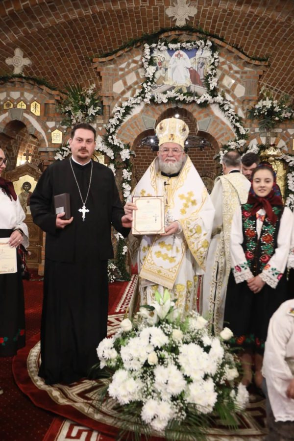 Distincție: Părintele Bogdan Ciocotișan din Dumbravița a primit Ordinul „Crucea Justinian Arhiepiscopul”