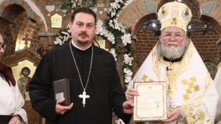 Distincție: Părintele Bogdan Ciocotișan din Dumbravița a primit Ordinul „Crucea Justinian Arhiepiscopul”
