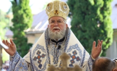 PS Părinte Iustin împlinește mâine 65 de ani; Slujbă arhierească la Catedrala Episcopală din Baia Mare