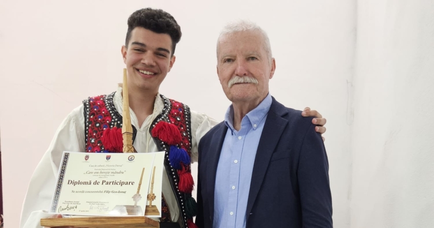 Geo Ionuț Filip a obținut Marele Premiu al Festivalului Național de Folclor „Care om horește mândru” de la Dragomirești