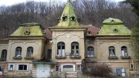 O reabilitare la jumătate de preț