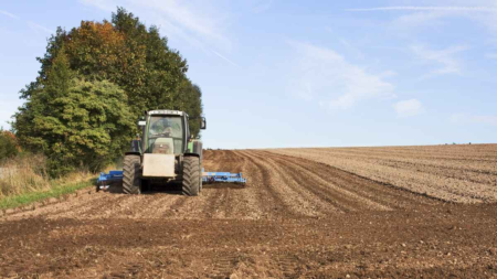 Programul Rabla pentru Tractoare se lasă greu lansat