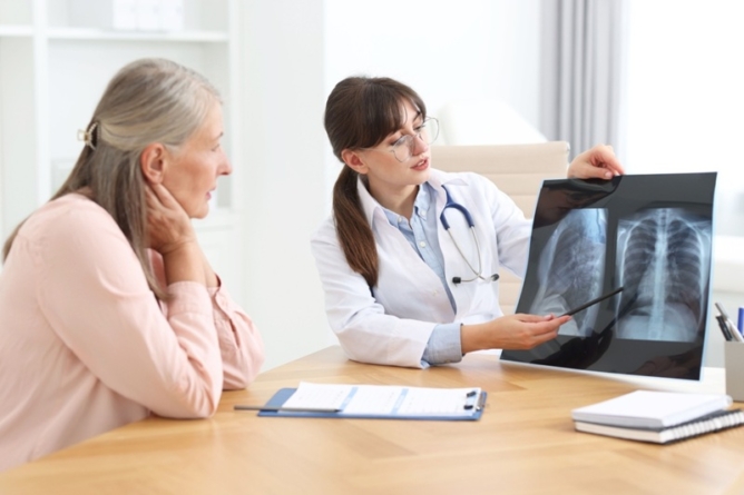 Cancer pulmonar: cauze, simptome, diagnostic și tratament