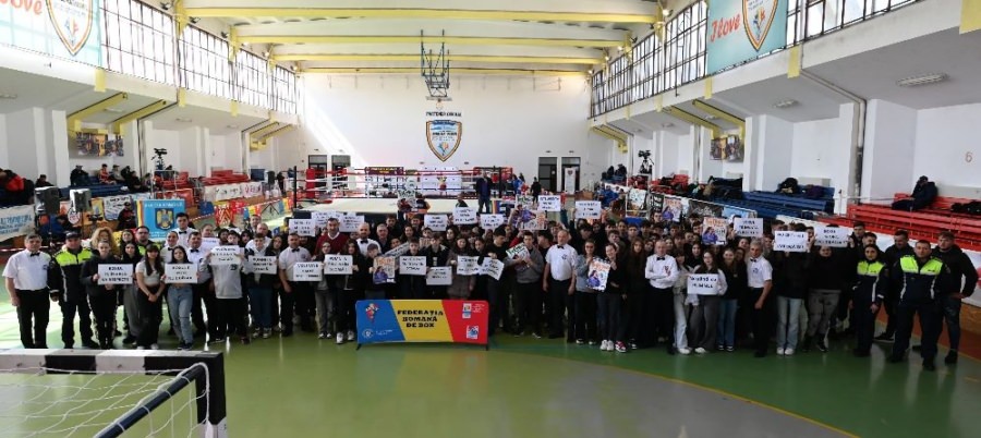 Lecție cu polițiști la Cupa României la box de la Sighet