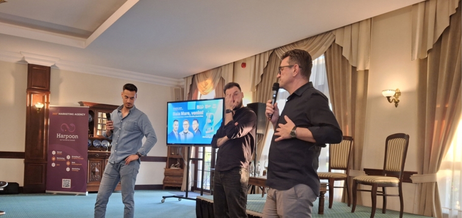 O lansare de carte cu întrebări și răspunsuri – ”Marketing online: pe plus sau pe minus?”