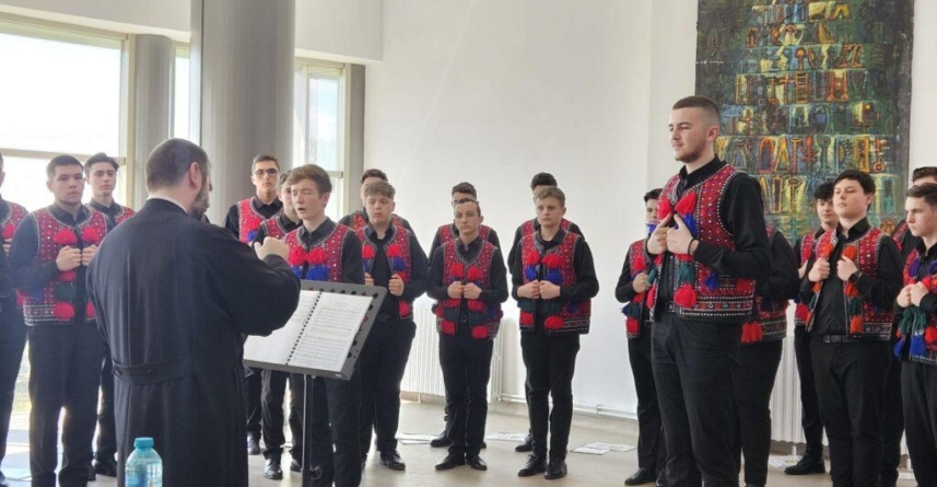 Corul „Angelli” al Seminarului „Sfântul Iosif Mărturisitorul” Baia Mare, locul II la etapa zonală a Olimpiadei Naționale Corale