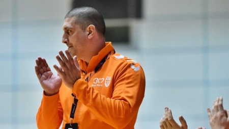 Alexandru Sabou a revenit la CS Minaur, dar la echipa feminină. Și nu ca antrenor principal, ci ca secund
