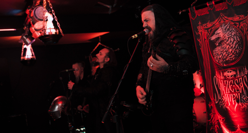 Trupa „Syn Ze Sase Tri” a făcut senzație în Baia Mare