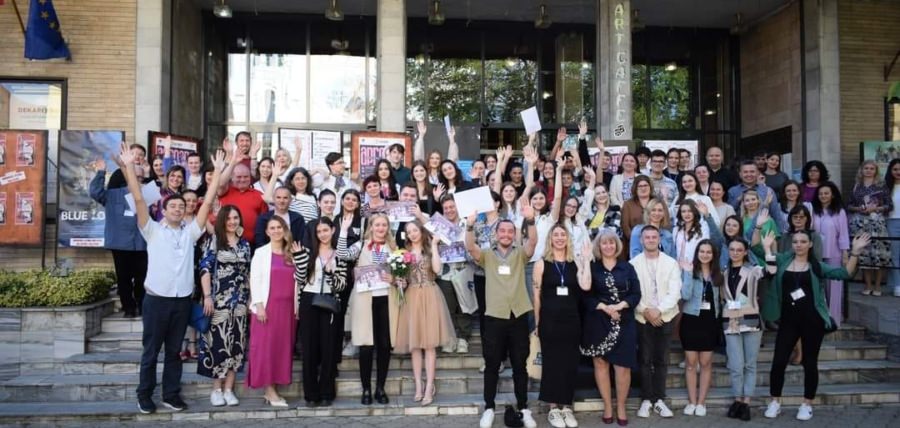 Finala Festivalului Național „Chants, sons sur scène”, ediția a XXIV-a, va avea loc la Teatrul Municipal Baia Mare în 17-18 mai