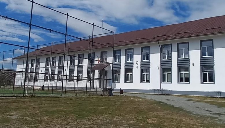 O elevă din Lăpuș a obținut premiul special la Olimpiada Națională de Religie