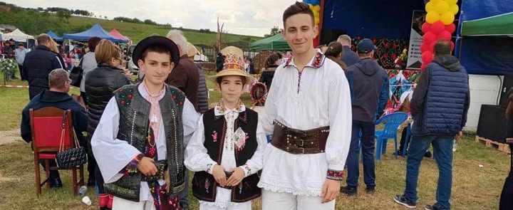 Adrian Gaspar, Matei Nechita și Liviu Mih, premiați la cea de-a III-a ediție a Festivalului Concurs Național „Danțul Tinerilor”