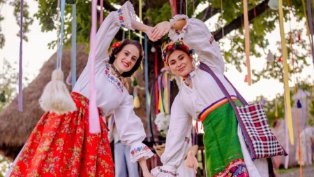 Vremea nefavorabilă amână evenimentul „Ziua Națională a Portului Tradițional Românesc” pentru 25 mai