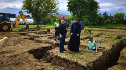 În Săcălășeni au început lucrările la noua casă parohială