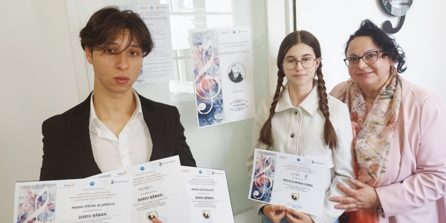 Elevi din cadrul Colegiului de Arte din Baia Mare, premiați la Concursul de interpretare a Muzicii Românești „Sigismund Toduță”