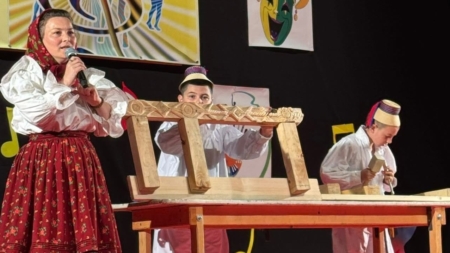 Coconii Ionuc Emanuel Nemeș Verdeș și Daniel Dunca de la „Școala Rădăcinilor Străbune” din Călinești, punctaj maxim la concurs regional „Magia Artelor”