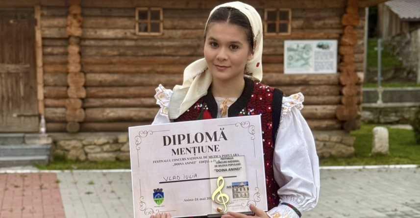 Iulia Ioana Vlad, premiată din nou – mențiune în cadrul Festivalului Concurs de Muzică Populară „Doina Aninei”