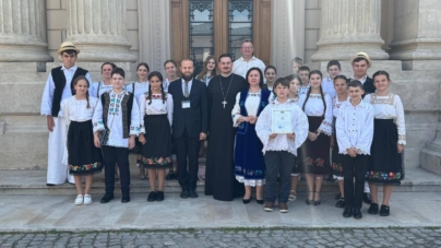 Mare onoare și bucurie: Grupul DATINA din Dumbrăvița, premiat la Patriarhia Română