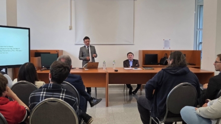 Lect. dr. Adrian Costache a susținut în Baia Mare conferința „Didactică și Hermeneutică. Despre fundamentele filosofice ale artei predării”