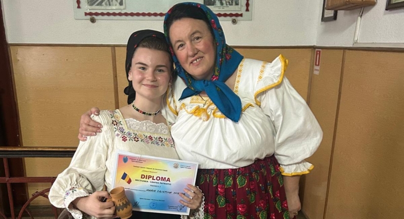 Maria Nistor din Fărcașa, premiul I la Festivalul-Concurs Național de interpretare vocală “Cântecul Neamului”