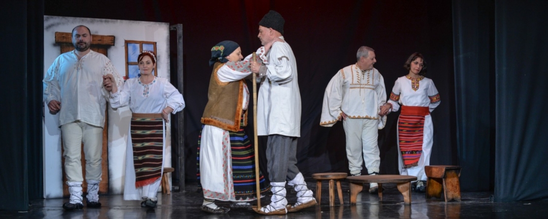 Invitație la piesa de teatru „Fata babei și fata moșneagului”, după Ion Creangă