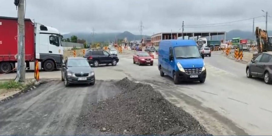 Primarul cere răbdare șoferilor nemulțumiți