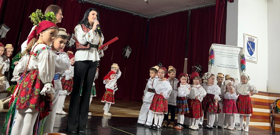 „Maramureș, plai cu flori”: Artă, tradiție și meșteșug la Grădinița cu Program Prelungit Nr. 10 din Borșa