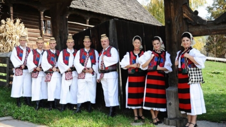 Ziua Națională a Portului Tradițional din România va fi marcată în a doua duminică din luna mai