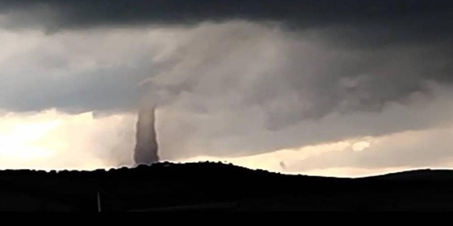 Tornadă sau trombă de uscat?