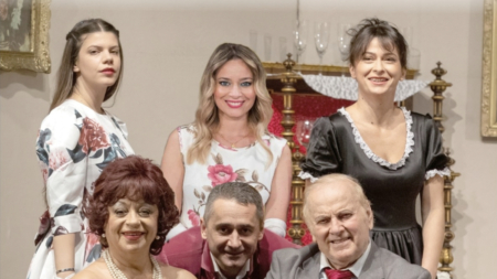 Invitație la piesa de teatru „Iar vine barza?”