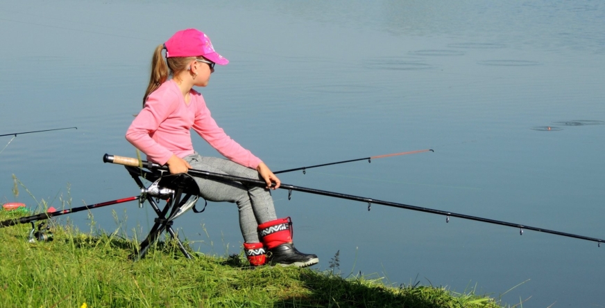 Concurs de pescuit pentru copii