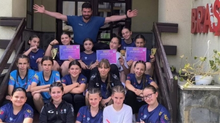 Echipa de junioare 4 de la CS Marta, calificată la turneul final al Campionatului Național