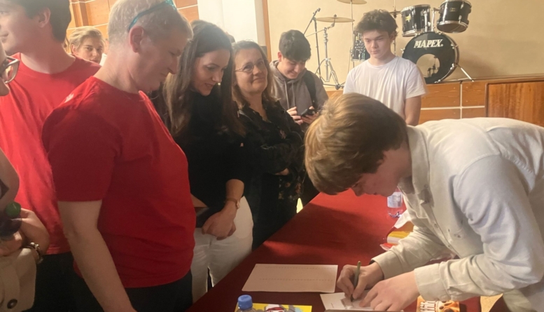 Debut literar al unui elev de clasa a XI-a