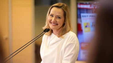 Elena Lasconi a anunțat că demisionează de la conducerea partidului