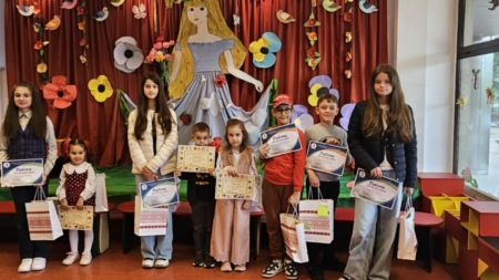 Copii premiați de Biblioteca Județeană
