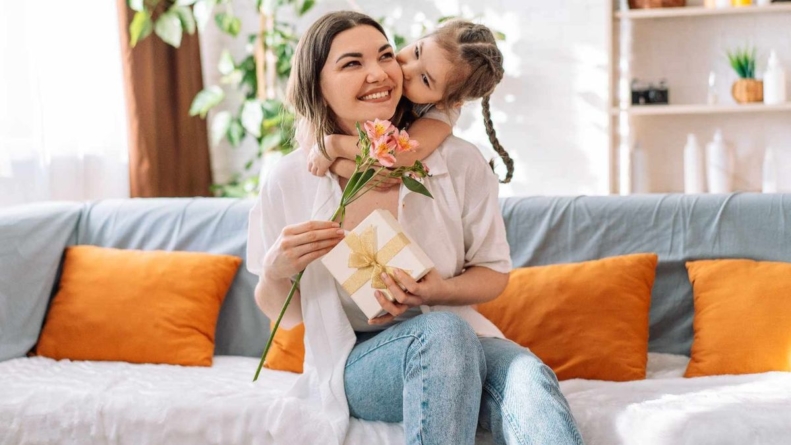 Ziua Mamei, celebrată în România pe data de 4 mai