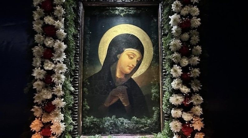 Icoana făcătoare de minuni a Maicii Domnului de la Rohia va fi dusă la Mănăstirea Scărișoara Nouă cu ocazia serbării hramului