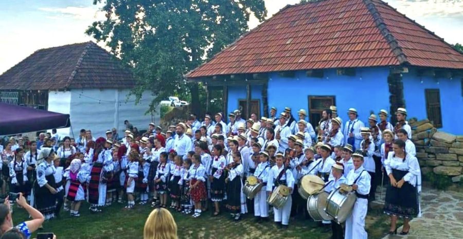 Se fac înscrieri pentru prima ediție a Festivalului Concurs Județean de Muzică Populară „Totul are un început”