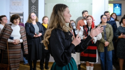 La Muzeul Județean de Istorie și Arheologie Maramureș va avea loc vernisajul expoziției „Soarele și Luna”