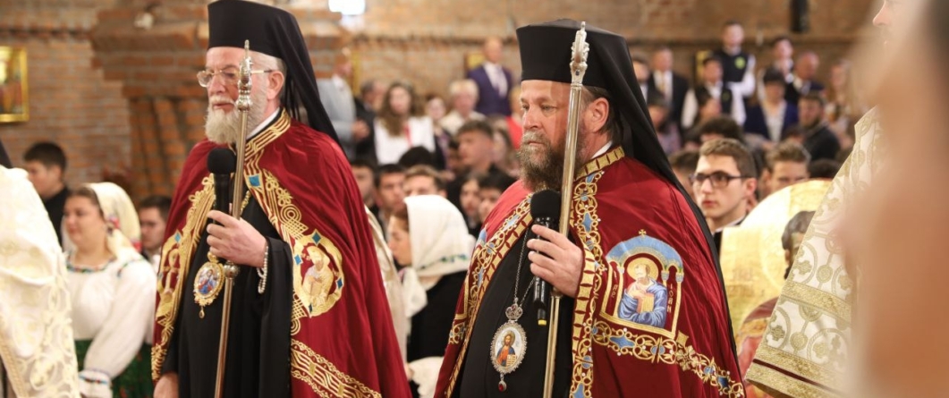 Unde liturghisesc ierarhii în această duminică