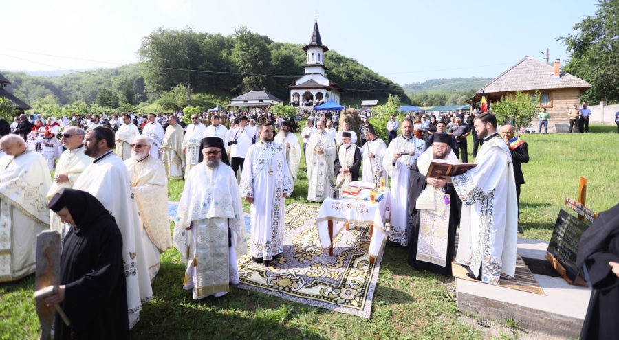 A fost hramul Mănăstirii Breaza; Cu acest prilej s-a pus piatra de temelie pentru noua biserică a mănăstirii